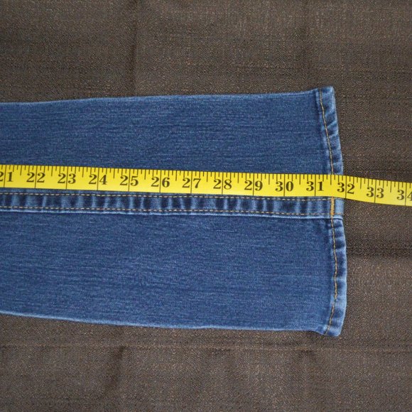 True Religion world tour boot cut with pocket flaps - Picture 4 of 9